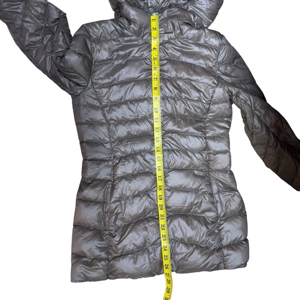 Uniqlo Waterproof Ultralight Feather Down Hooded Puffer Jacket 139037 Quilt XS - Picture 15 of 16